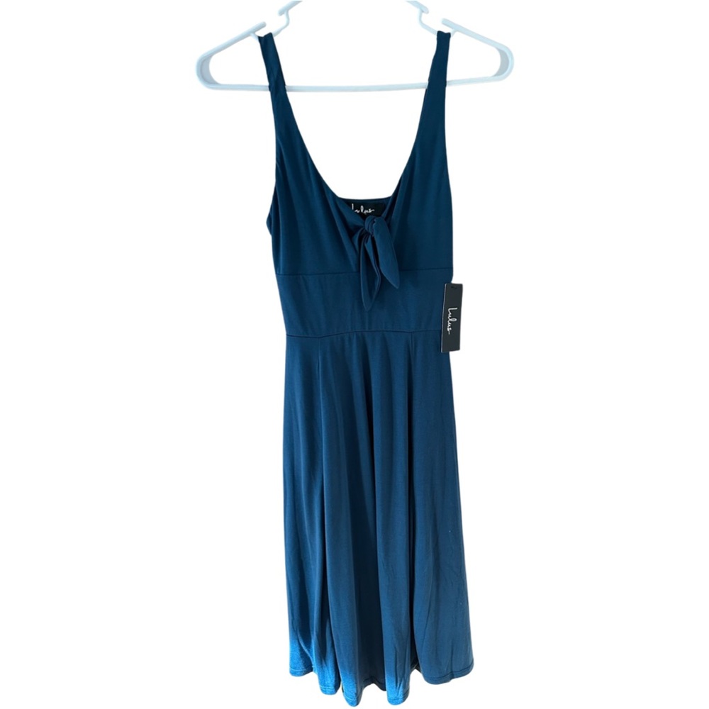 Lulu’s Blue Sundress